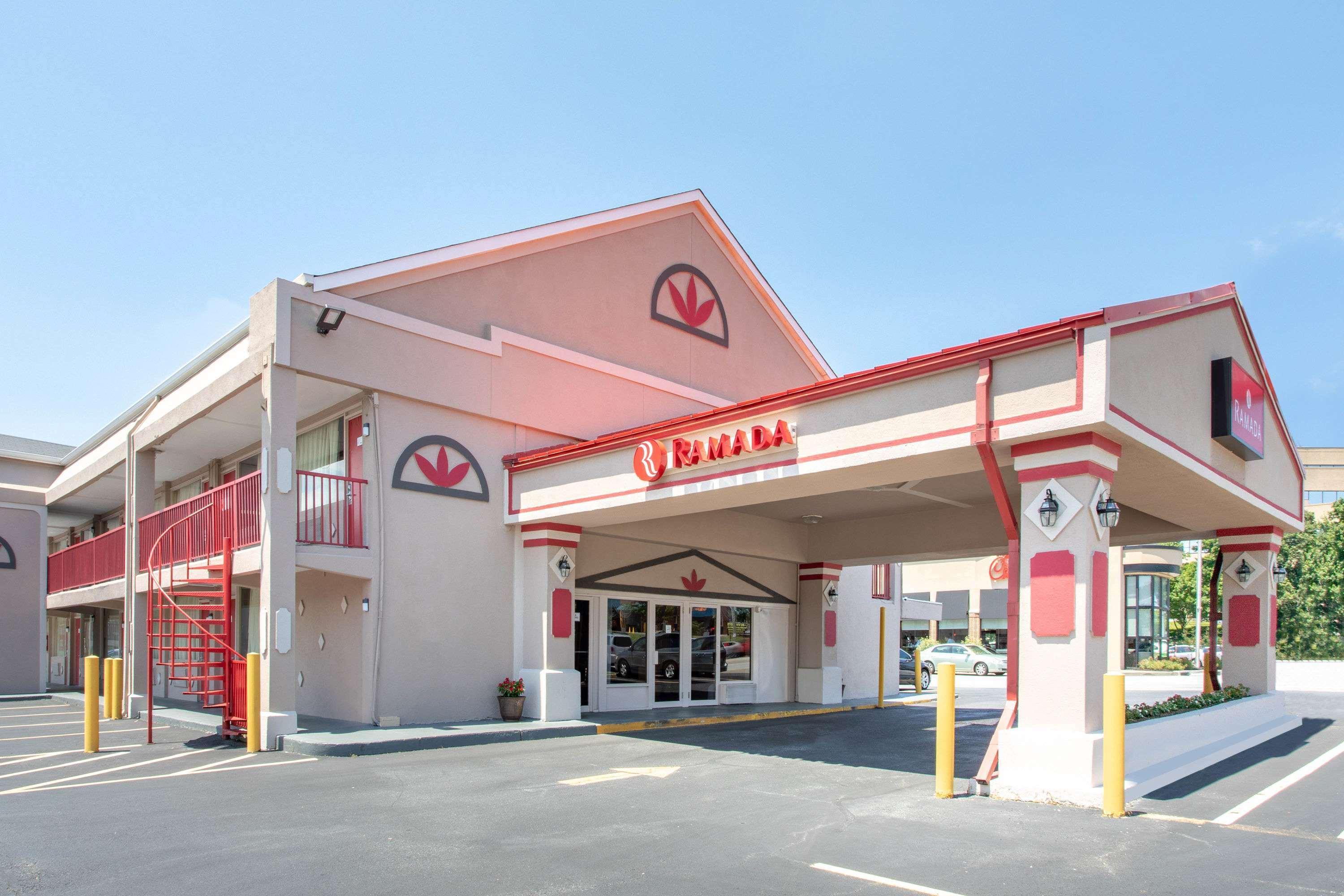 Ramada Limited Cockeysville Bagian luar foto